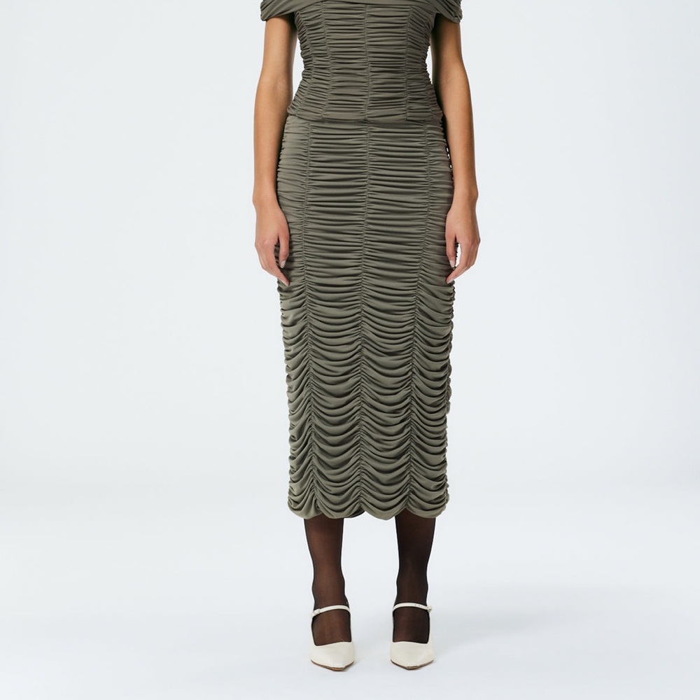 Tibi Drapey Jersey Ruched Skirt, size 2